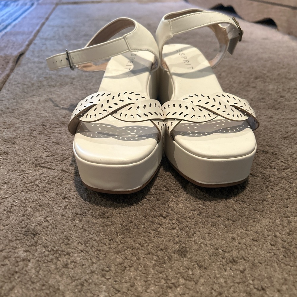 ESPRIT Wedges - Picture 2 of 3